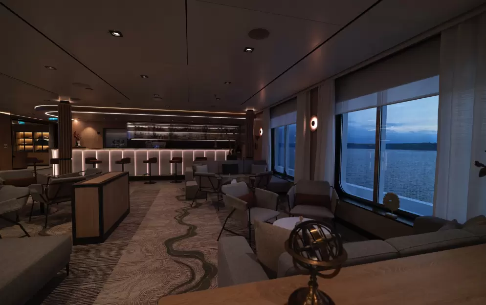 Swan Hellenic, SH Diana, Observation Lounge 10.JPG